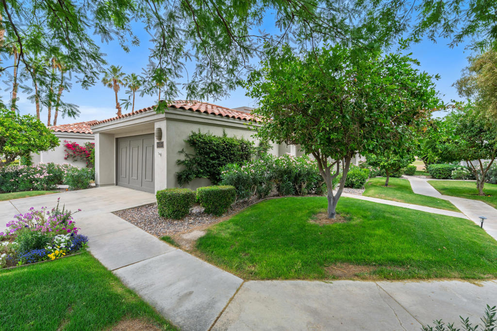 PGA Stadium - Residential