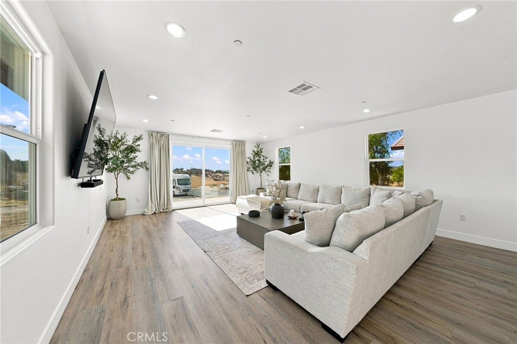 22443 Wybenga Lane