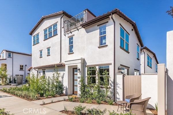 828 E Florista Lane