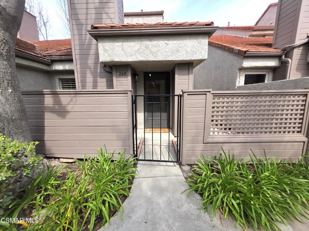 Photo of 268 Via Colinas, Thousand Oaks, CA 91362 (MLS # 226001172)