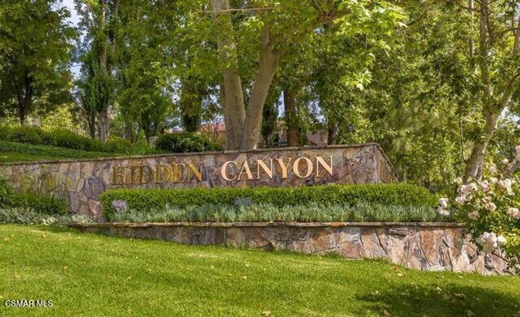 Photo of 268 Via Colinas, Thousand Oaks, CA 91362 (MLS # 226001172)