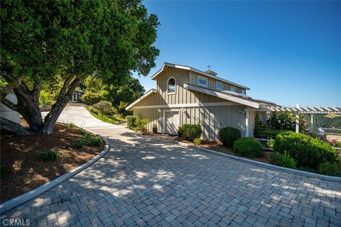 Tiny photo for 2650 Skyview Trail, San Luis Obispo, CA 93405 (MLS # SC25116314)