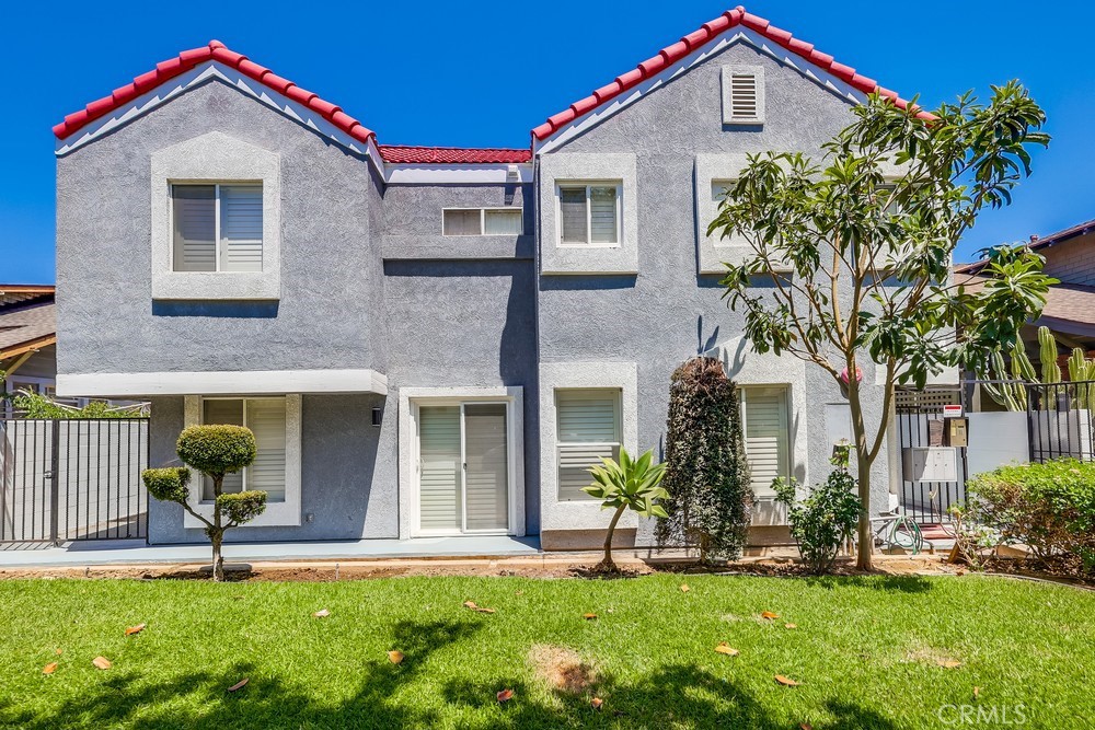 Properties 1 1414 Fremont Avenue C