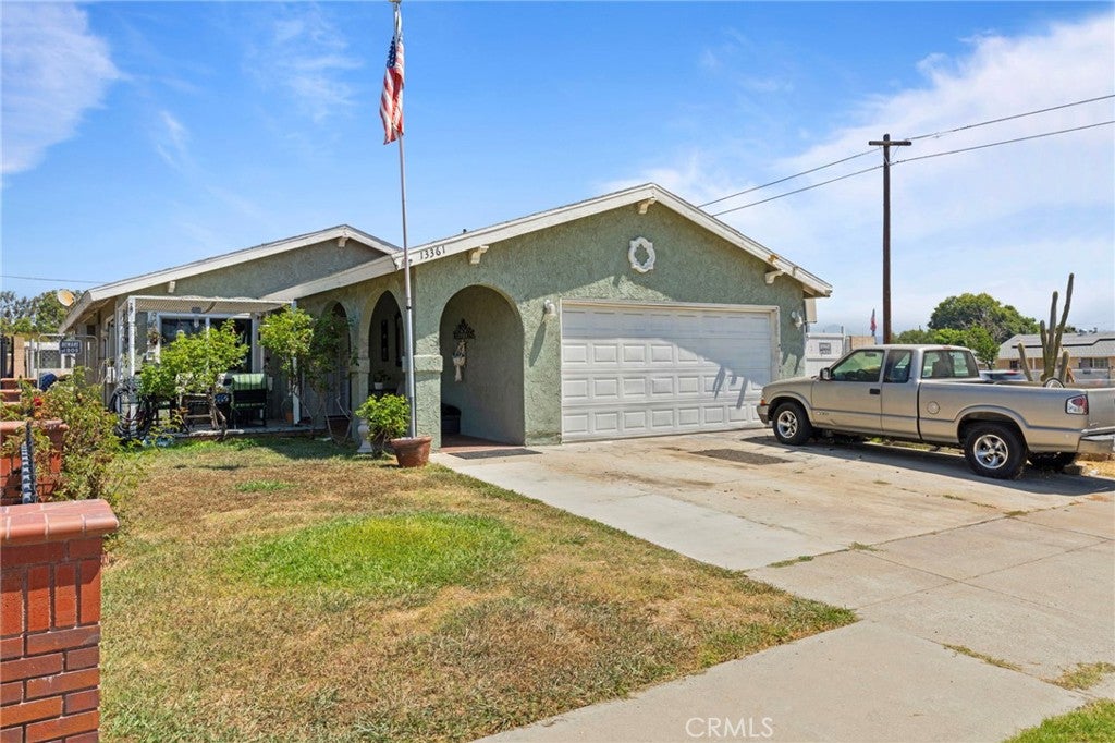 13361 Sundance AVE