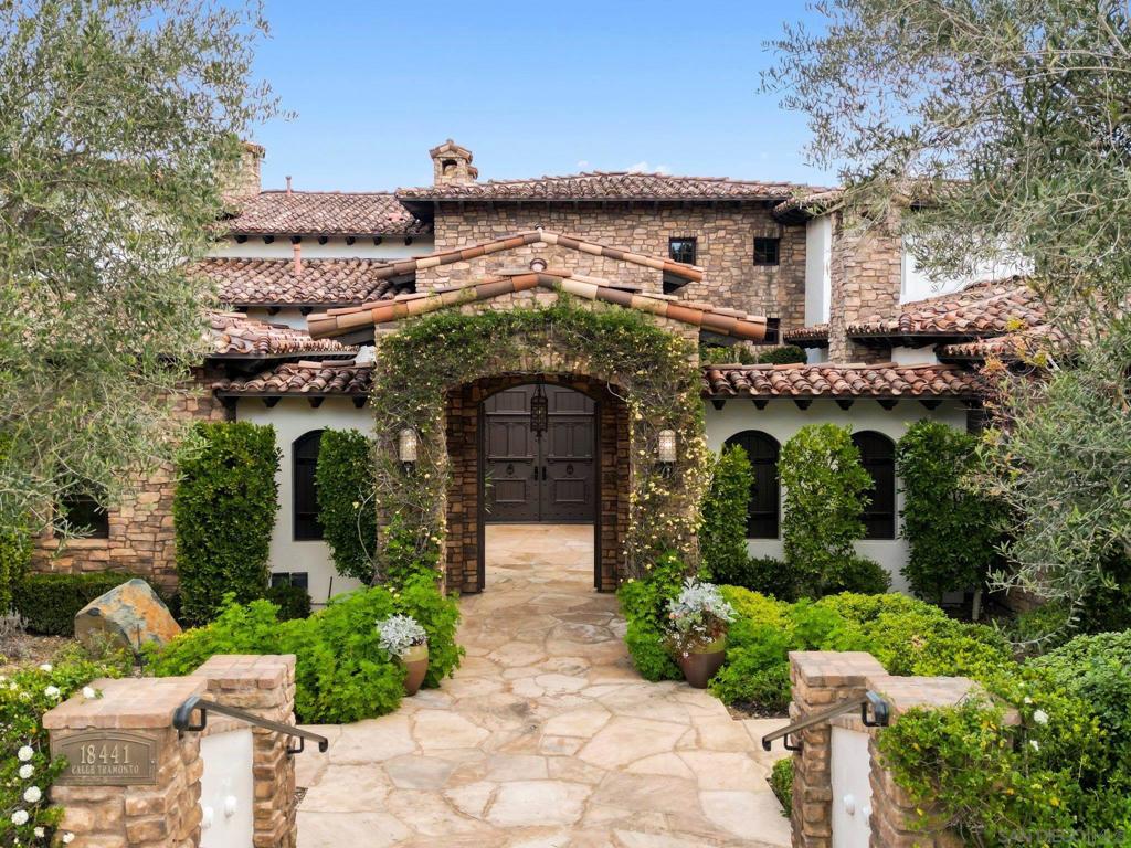Rancho Santa Fe - Residential