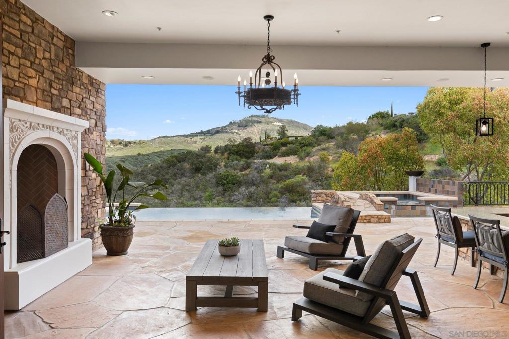 Rancho Santa Fe - Residential