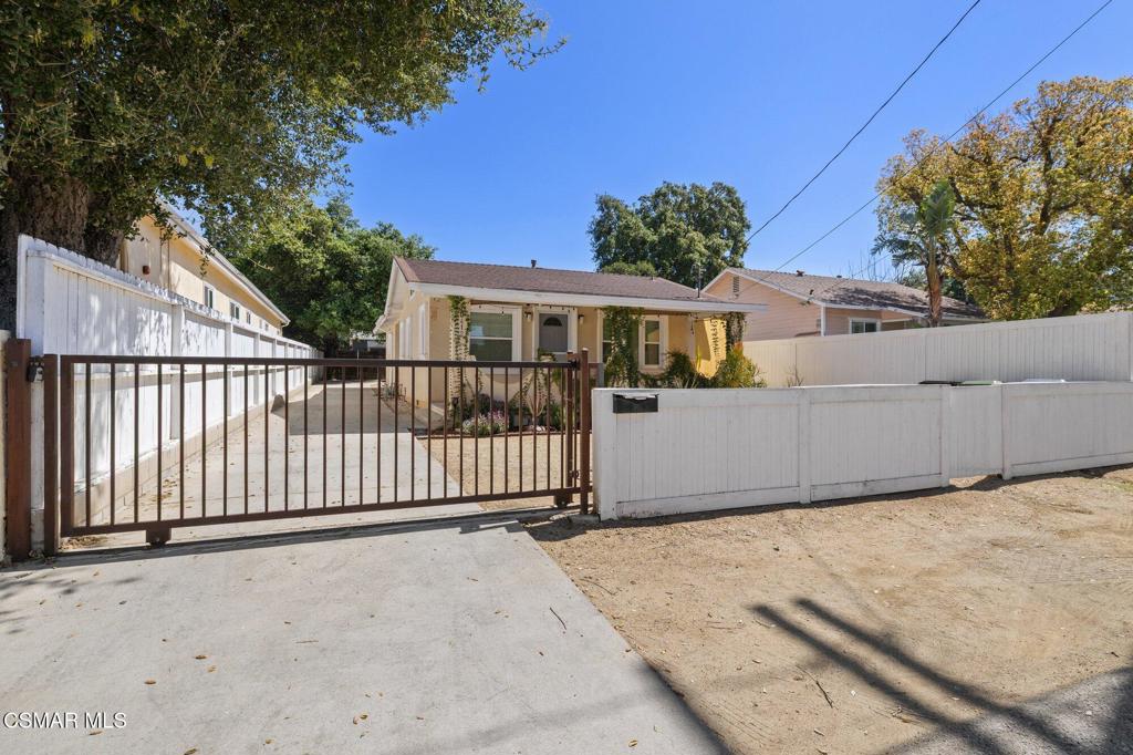 10412 Eldora Avenue