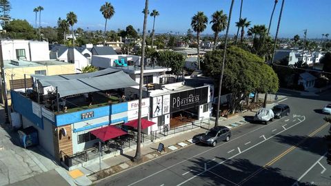 4955 Cass Street San Diego CA 92109