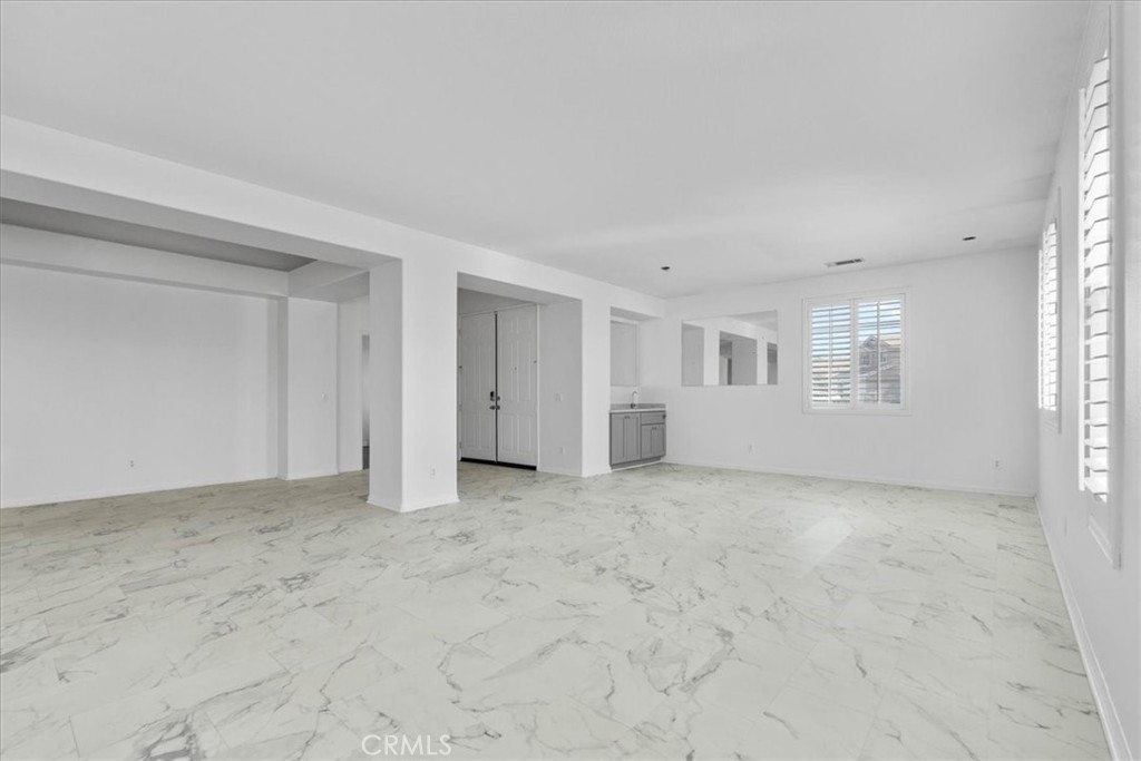 19173 Rocky Summit Drive