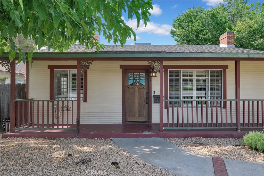 628 W Fern Avenue