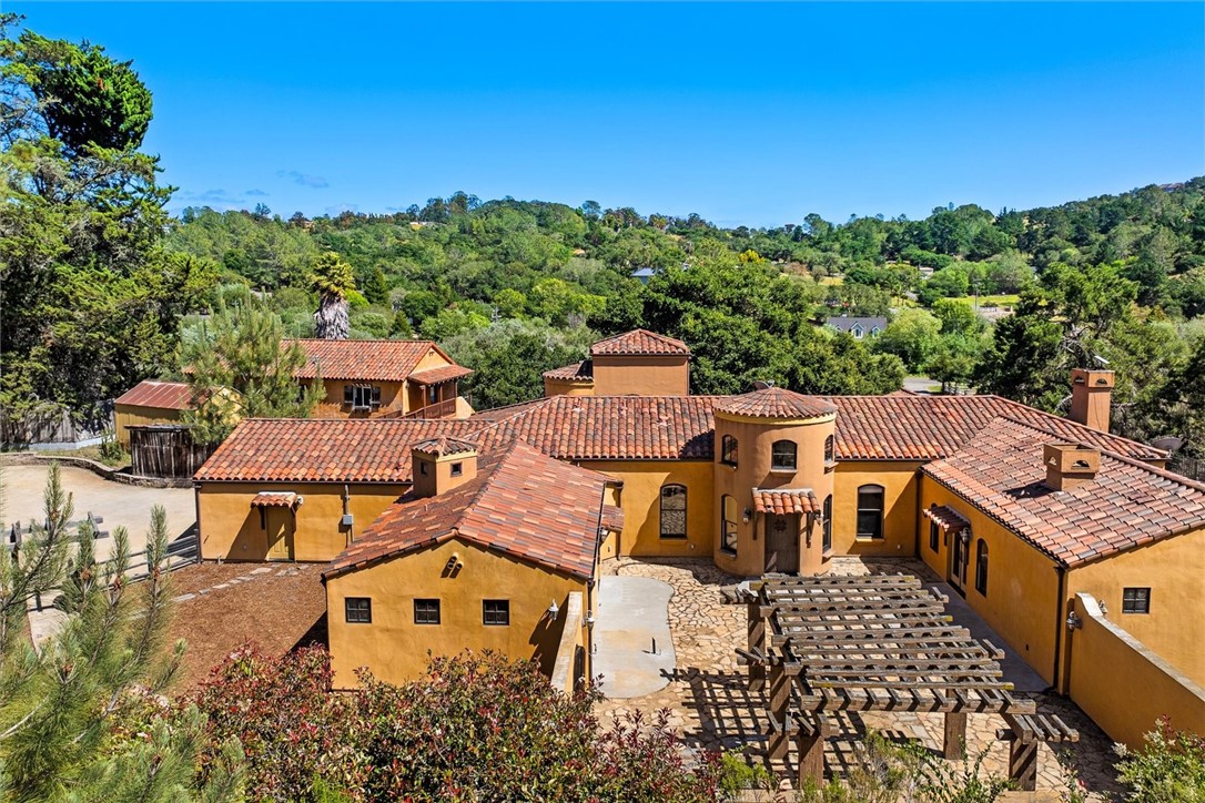 449 Quail Hill
