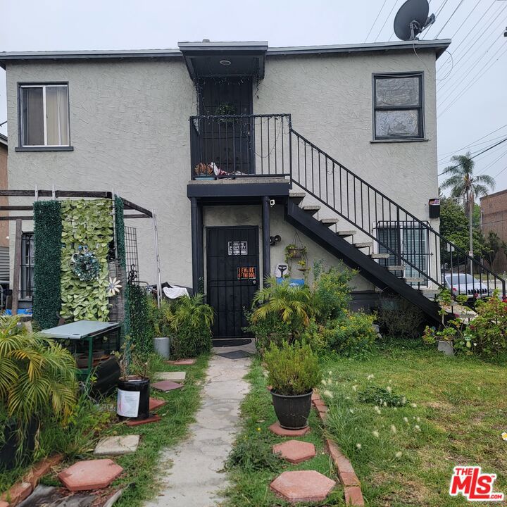 715 W 92nd Street