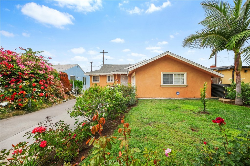 2612 Manhattan Beach Boulevard