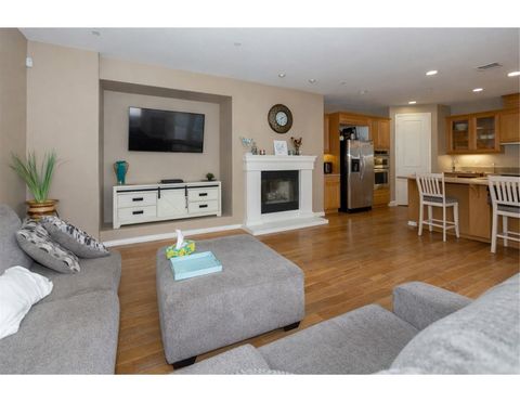 Tiny photo for 4073 Galapagos Way Way, Oxnard, CA 93035 (MLS # CV26020220)