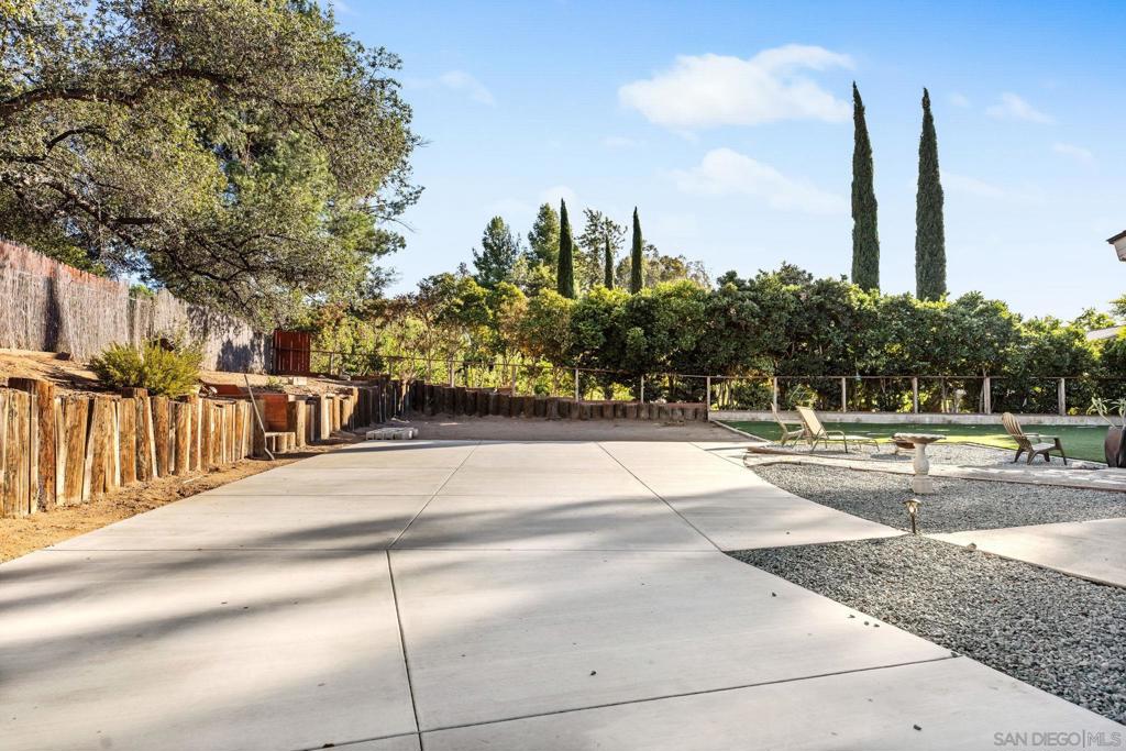 Ramona - Residential