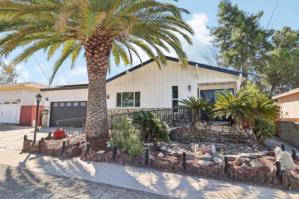 9535 Lakeview Drive