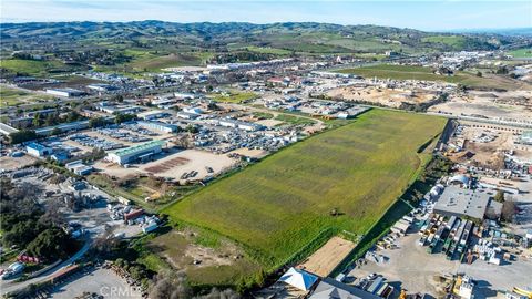 Tiny photo for 0 Volpi Ysabel Road, Paso Robles, CA 93446 (MLS # NS26007873)