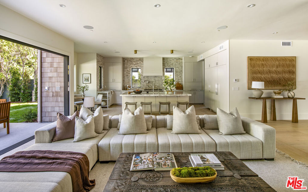 3062 Dannyhill Drive