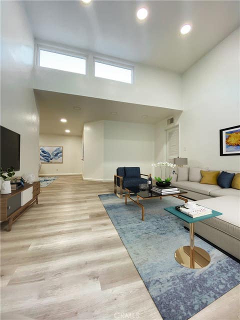 Photo of 18645 Hatteras Street #278, Tarzana, CA 91356 (MLS # SR26008446)