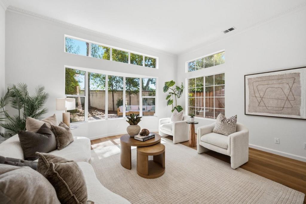 2112 Vizcaya Way