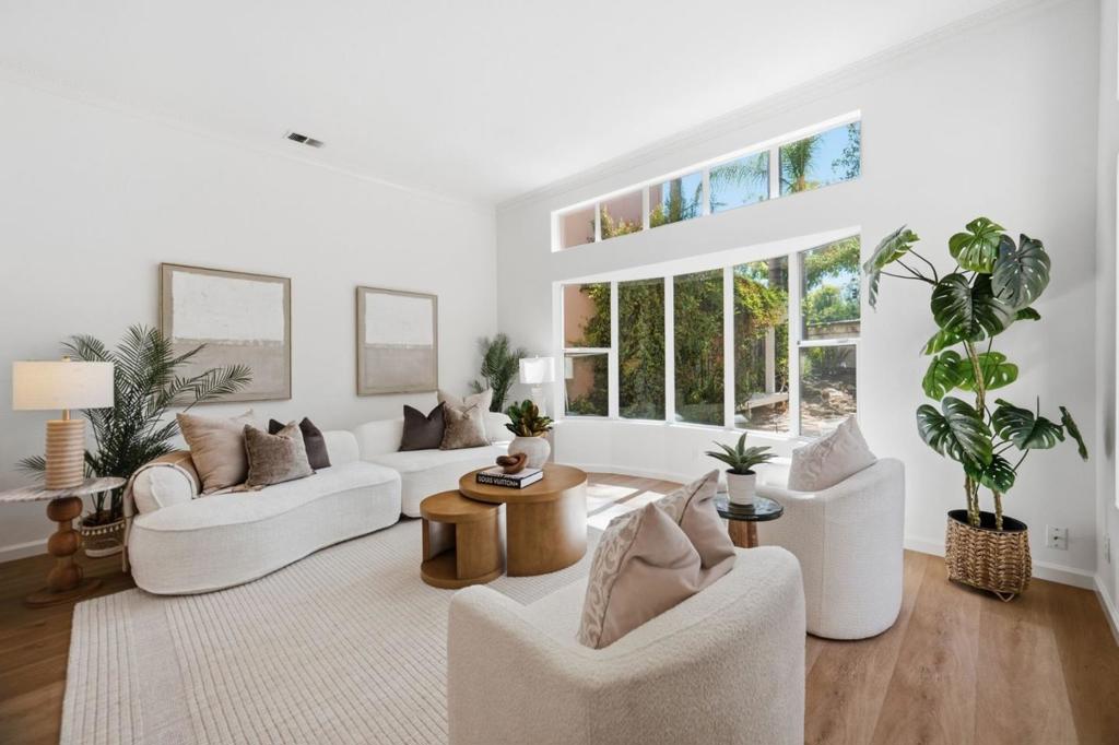 2112 Vizcaya Way