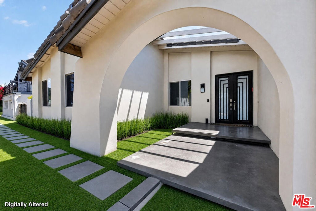 17736 Arvida Drive, Los Angeles CA 91344