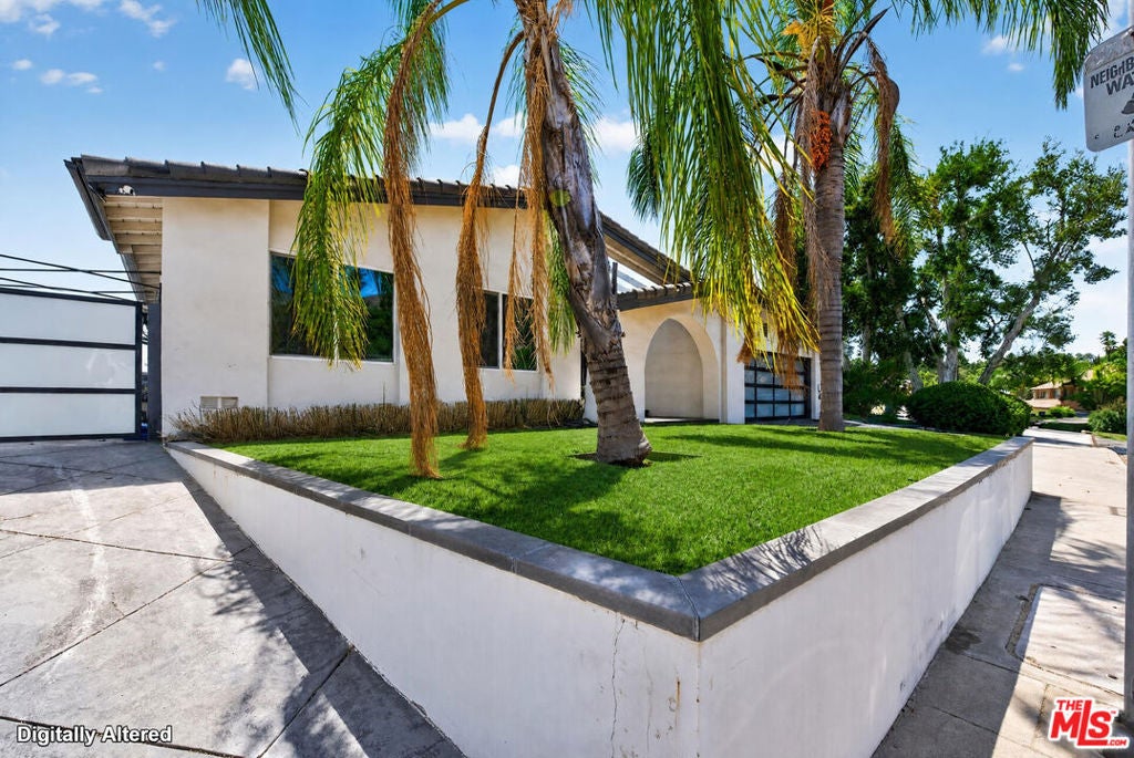 17736 Arvida Drive