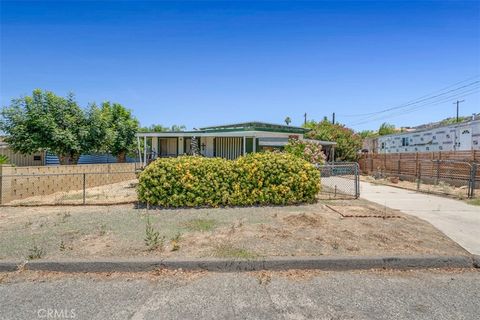 Photo of 33060 Robert ST, Wildomar, CA 92595 (MLS # CV26137331)