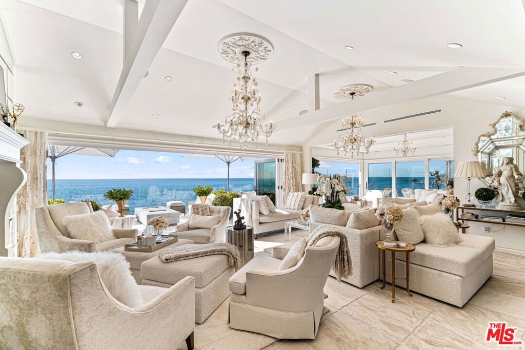 19620 Pacific Coast Highway