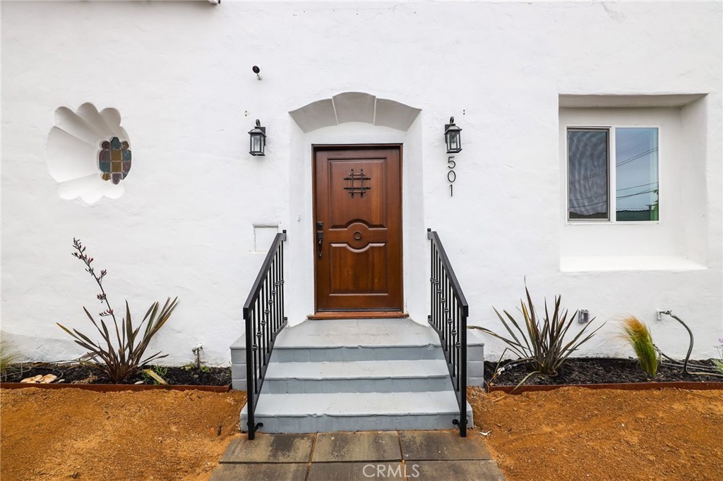 501 S Sloan