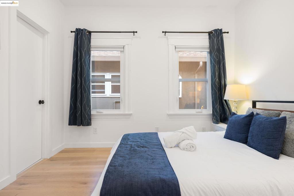 PIEDMONT AVENUE - Residential Income