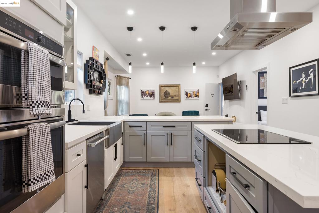 PIEDMONT AVENUE - Residential Income