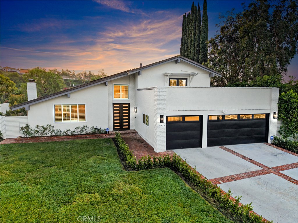 8732 Portafino Place