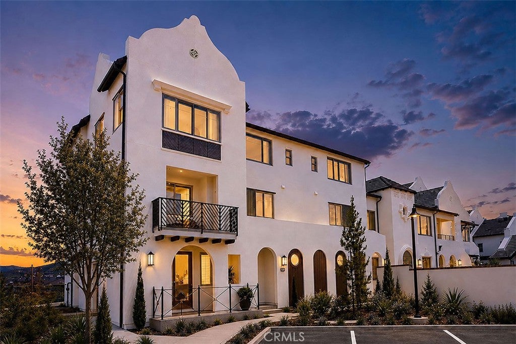 905 Estrella Road Rd, San Marcos CA 92078