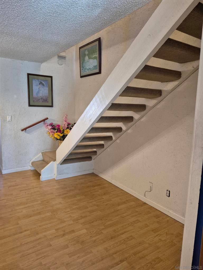 990 E Main E