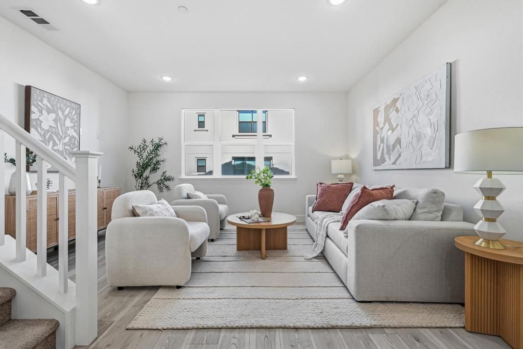 Photo of 815 Santa Cecilia Terrace, Sunnyvale, CA 94085 (MLS # ML82035456)