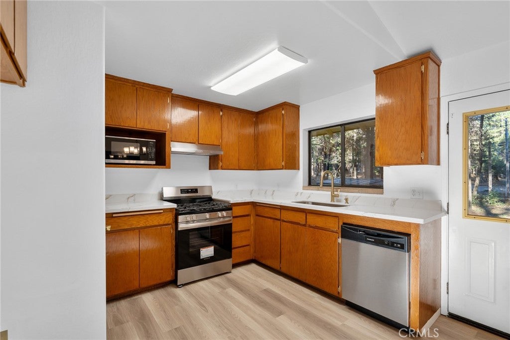 5498 Platt Mountain