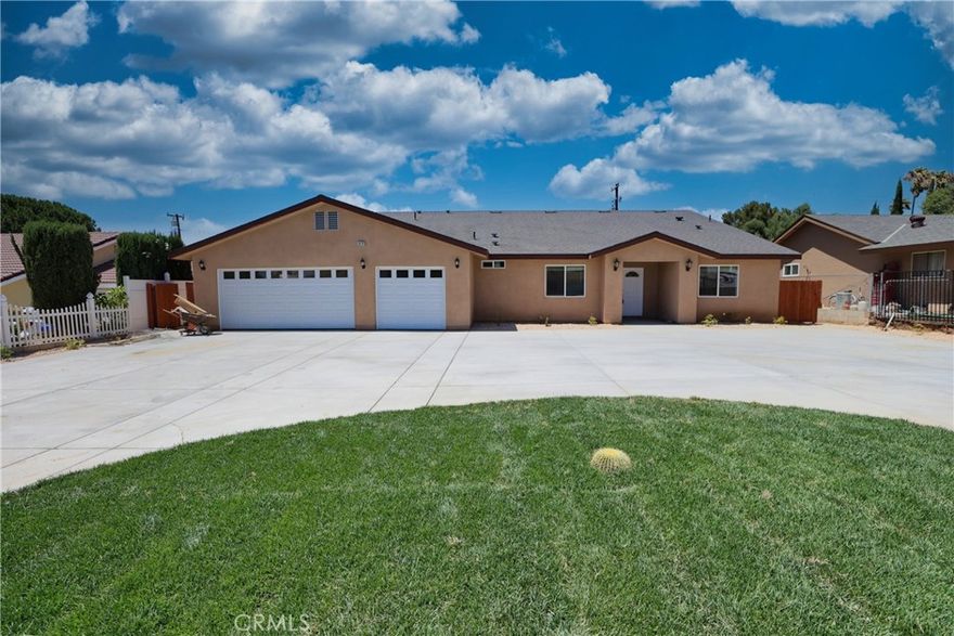 Luxury New Build Home! Every Bedroom has it's own Private Bathroom + Solar + On the Golf Coruse! Welcome to this stunning 5-bedroom, 5.5-bathroom home located at 5429 Camino Real in Riverside, perfectly situated on the golf course with direct backyard access to the greens. This expansive home features a massive open-concept living room with high ceilings, recessed lighting, and elegant chandeliers, ideal for both entertaining and relaxing. The modern kitchen offers sleek gray cabinetry, quartz countertops, a center island, and stainless steel appliances. All bedrooms are generously sized and include their own private bathrooms, providing maximum comfort and privacy. Step outside to enjoy a large covered patio with ceiling fans, fresh green grass, and scenic golf course views. This home also features solar panels for energy efficiency, along with a 3-car garage equipped with two EV charging locations ready for tenant installation. Combining space, privacy, and modern amenities, this home offers luxury living in a highly desirable Riverside location.