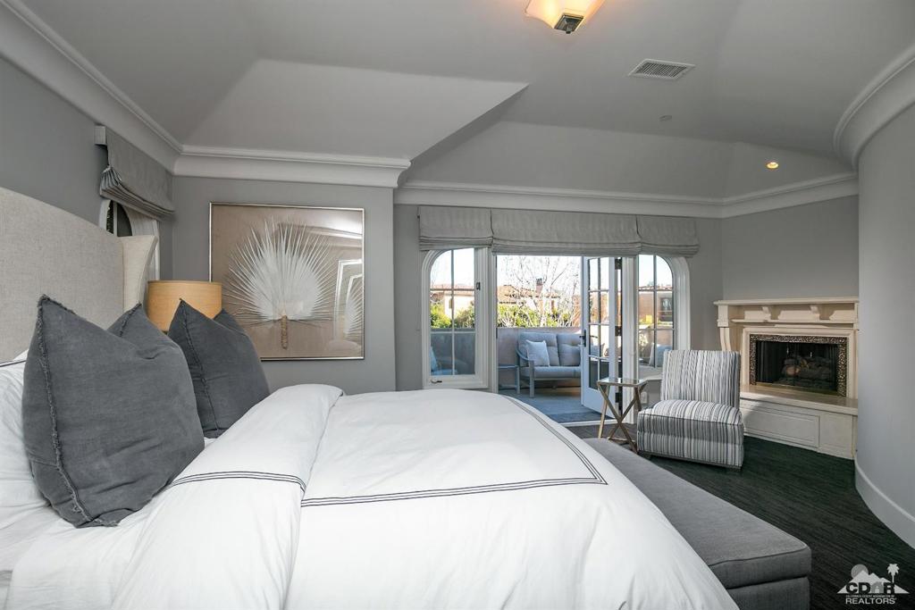 Pelican Point - Residential