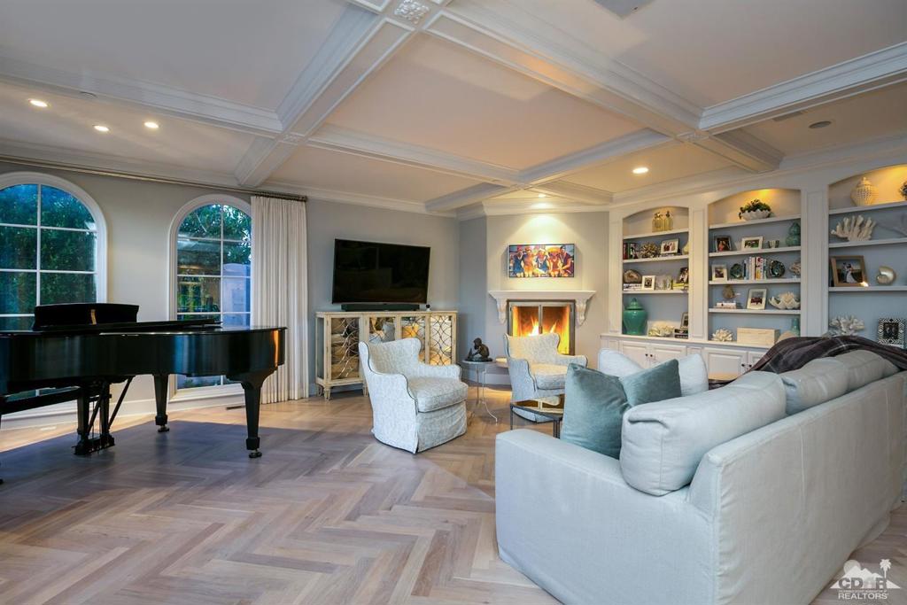 Pelican Point - Residential