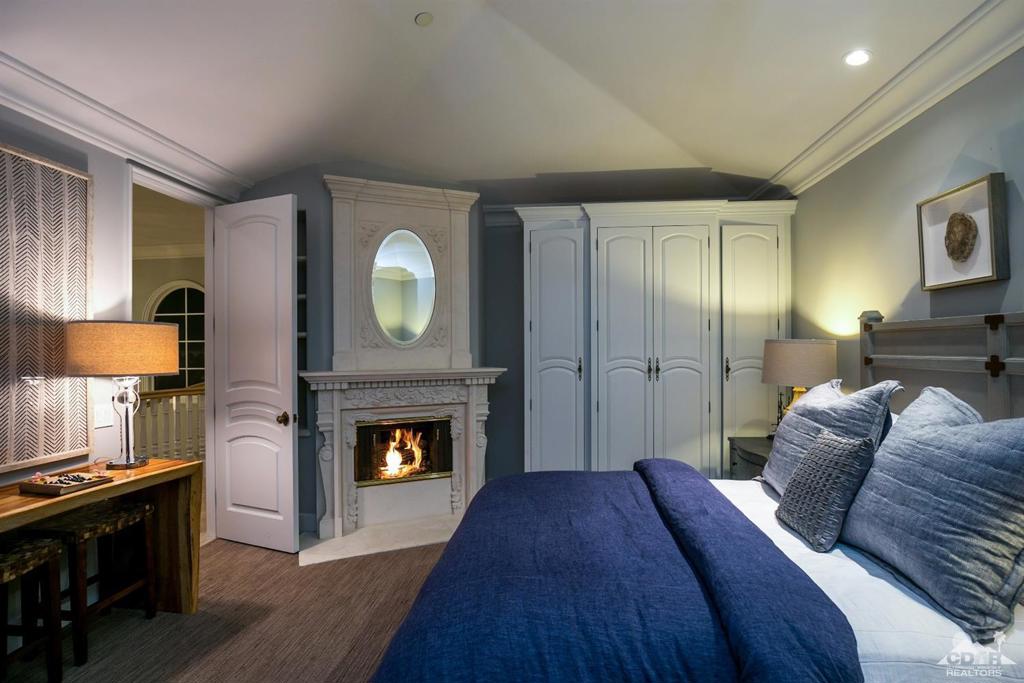 Pelican Point - Residential