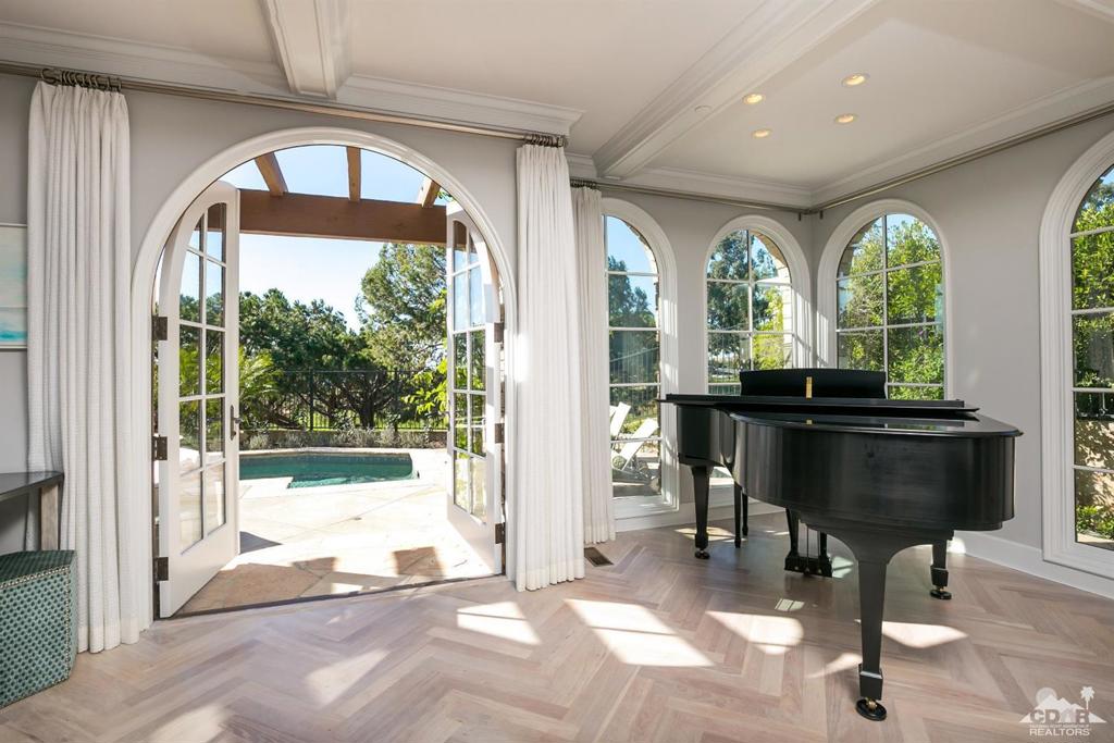 Pelican Point - Residential