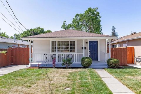 Photo of 444 Fuller Avenue, San Jose, CA 95125 (MLS # ML82050055)