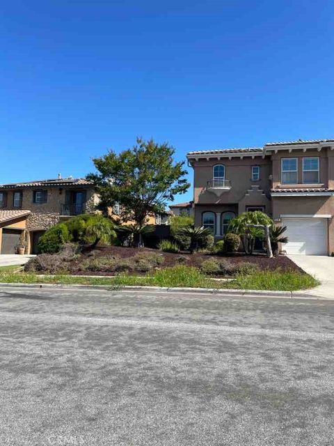 Photo of 5530 PAPAGALLO Drive, Oceanside, CA 92057 (MLS # OC26100819)