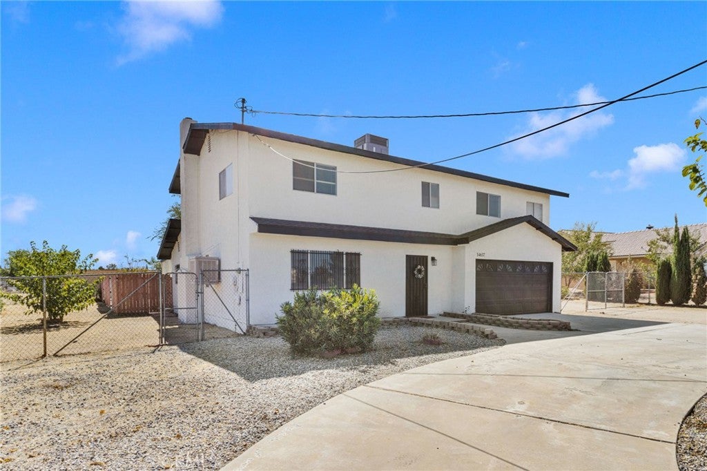 14637 Sequoia