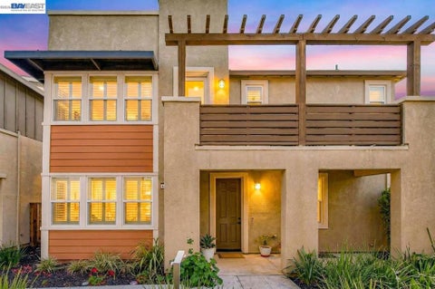 Photo of 4176 Healdsburg Way Way, Dublin, CA 94568 (MLS # 41150138)