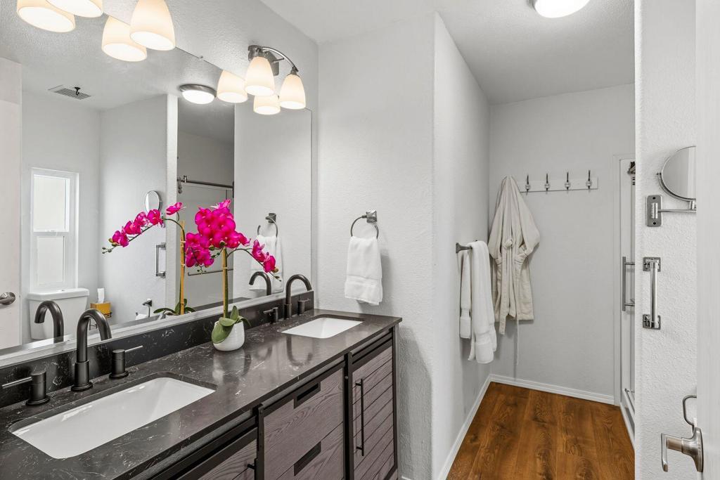 Palm Canyon Mobile C - Manufactured In Park