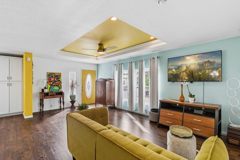 Palm Canyon Mobile C - Manufactured In Park