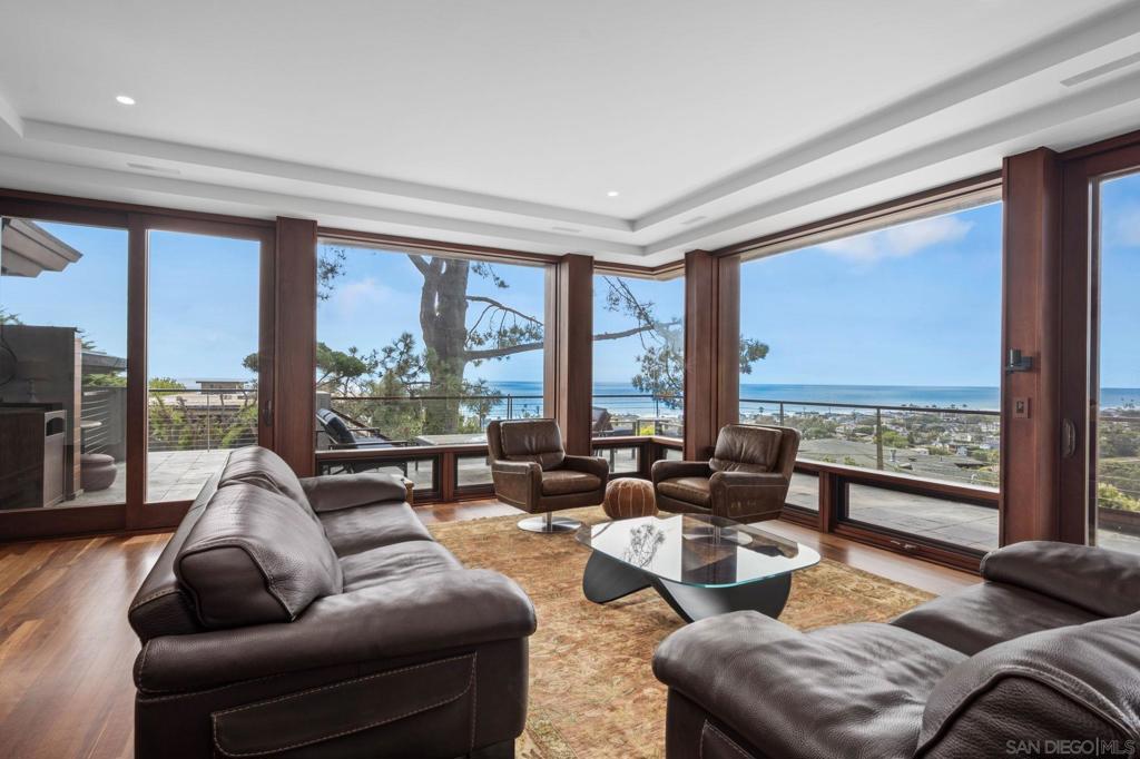 Del Mar - Residential