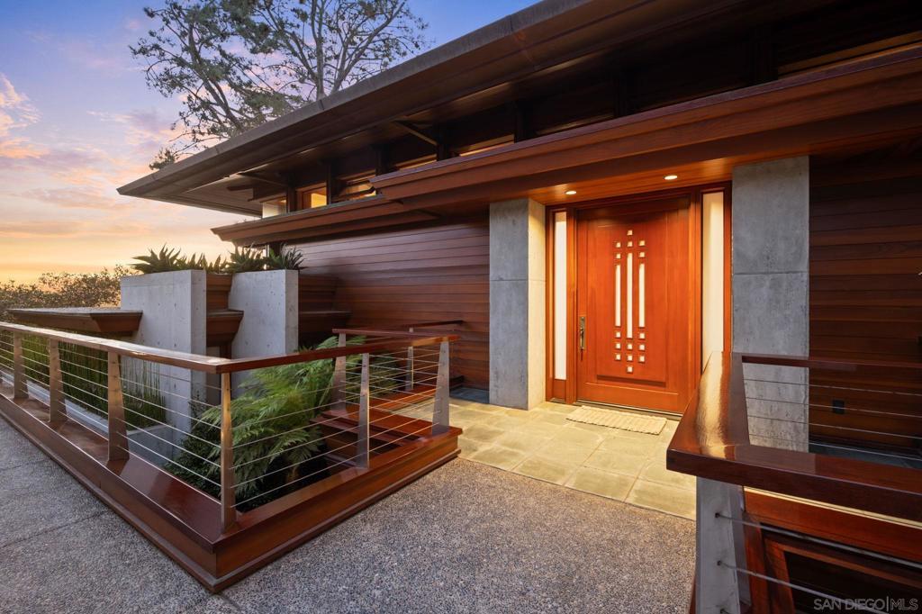 408 Luzon Ave